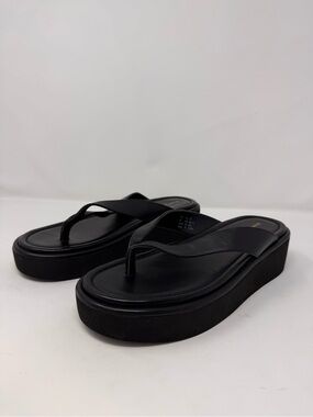 Stuart Weitzman 9.5 NWOB Acubi Contempo Platform Flip Flop Black Y2K Leather